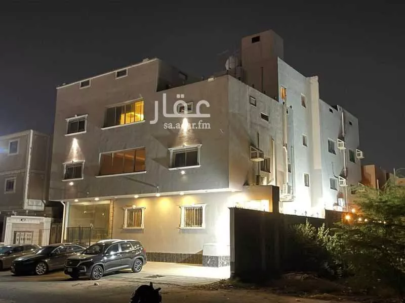 عمارة 615 م² في الملك فهد 2