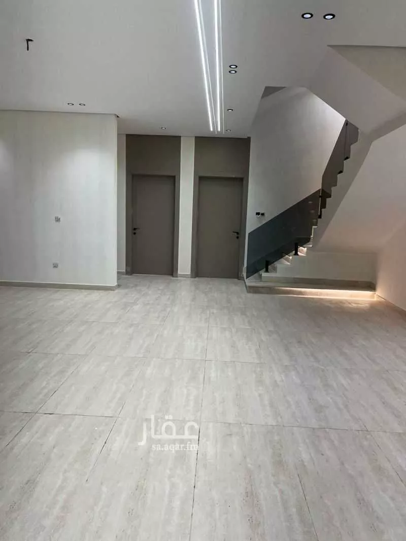 6 bedroom villa in Dahiat King Fahd 2