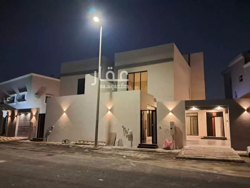 6 bedroom villa in Dahiat King Fahd