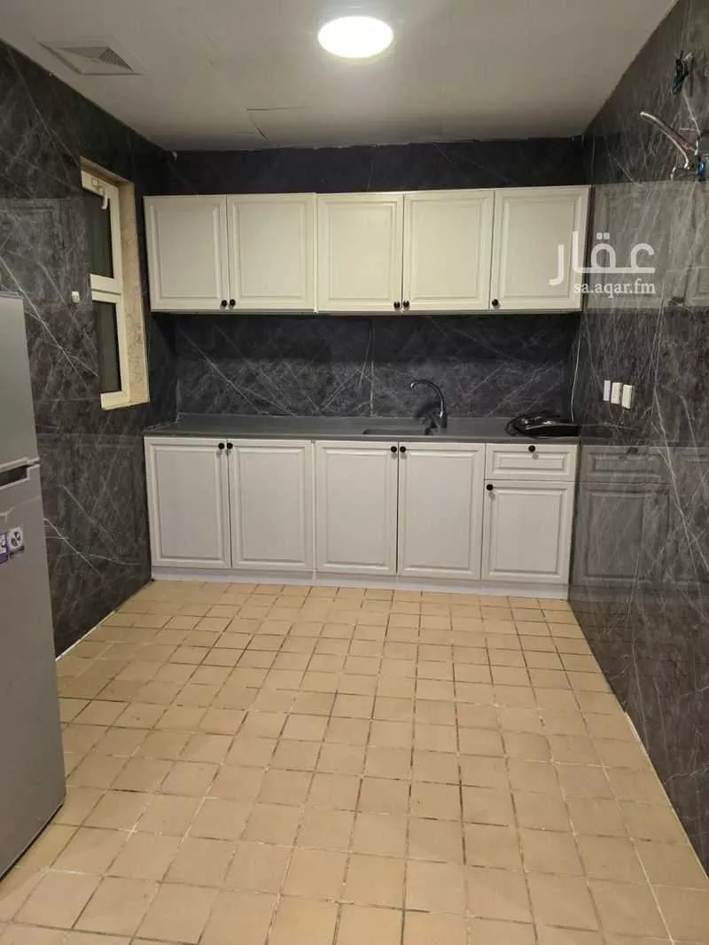 2 bedroom apartment in Al Sharafiyah, Jeddah 4