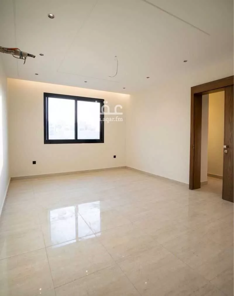 شقة 5 غرف في الصفا 4