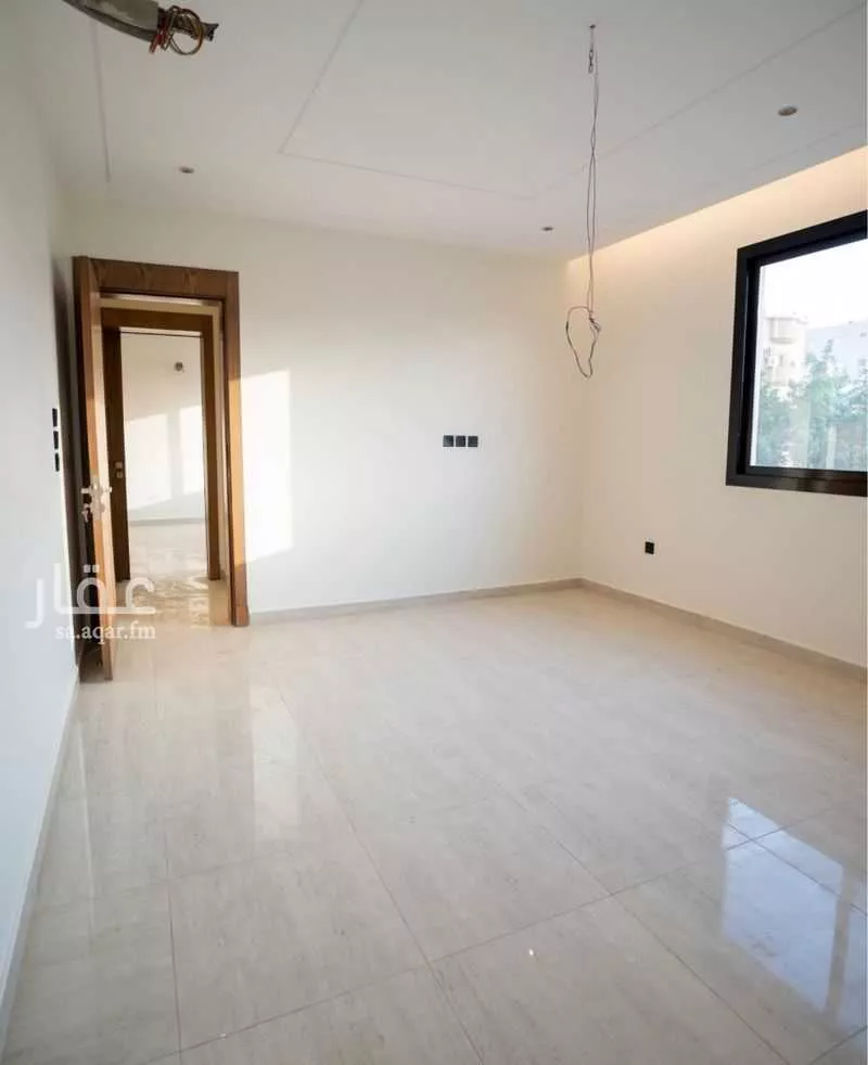 شقة 5 غرف في الصفا 3