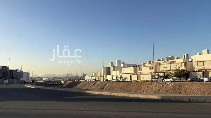 أرض 449 م² في نبلاء 5