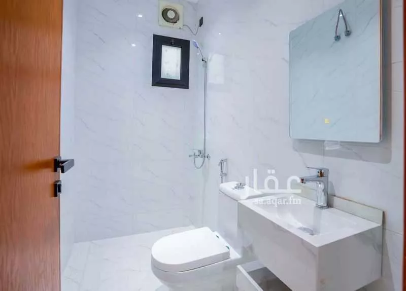 شقة 6 غرف في النزهة 3