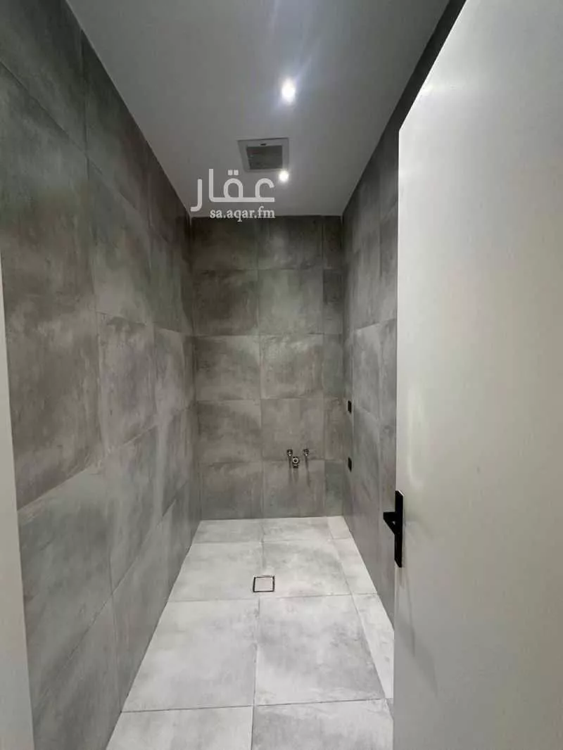 2 bedroom apartment in Al Malqa 2