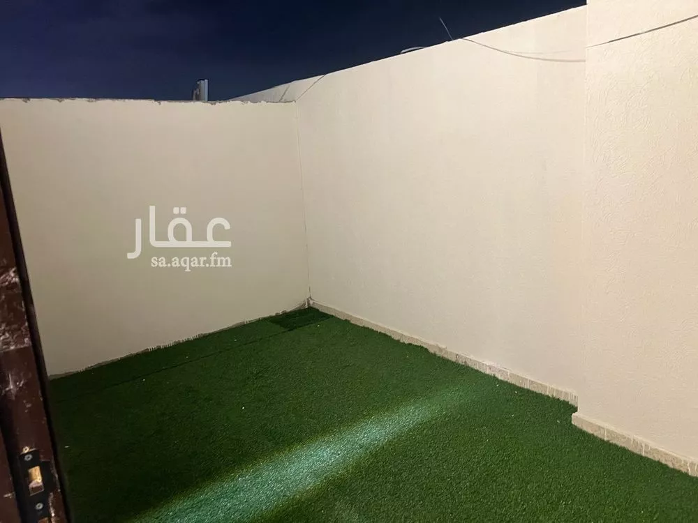 شقة 1 غرف في الملقا 2