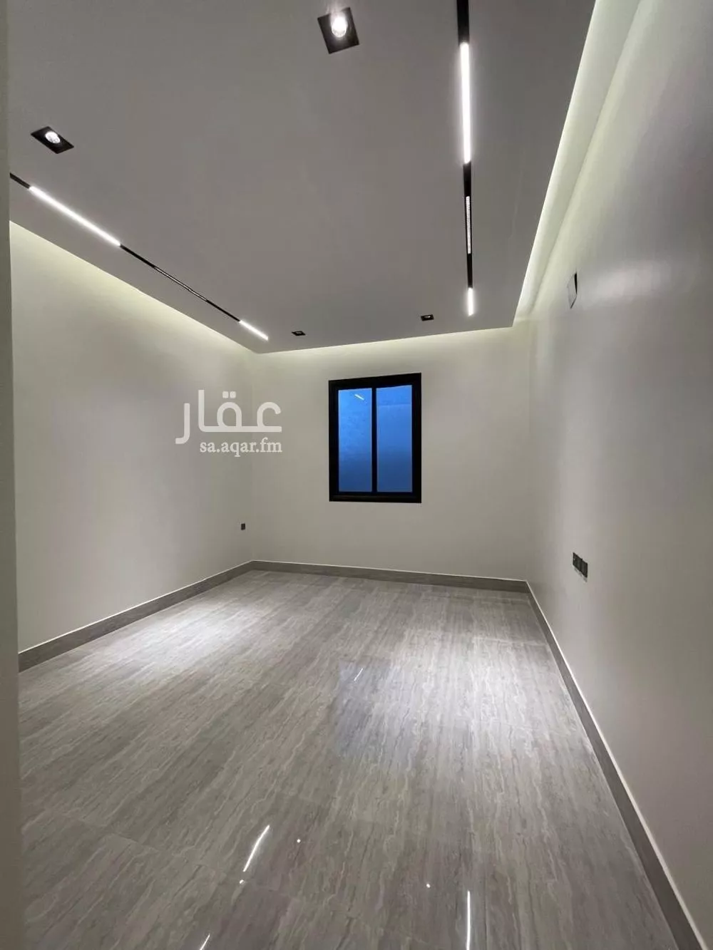 شقة 3 غرف في الرمال 4