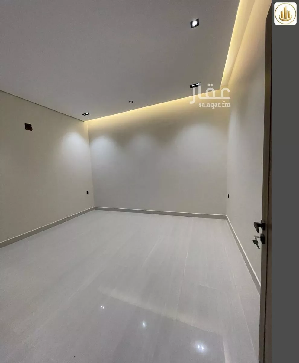 4 bedroom apartment in Al Janadriyah, Riyadh 8