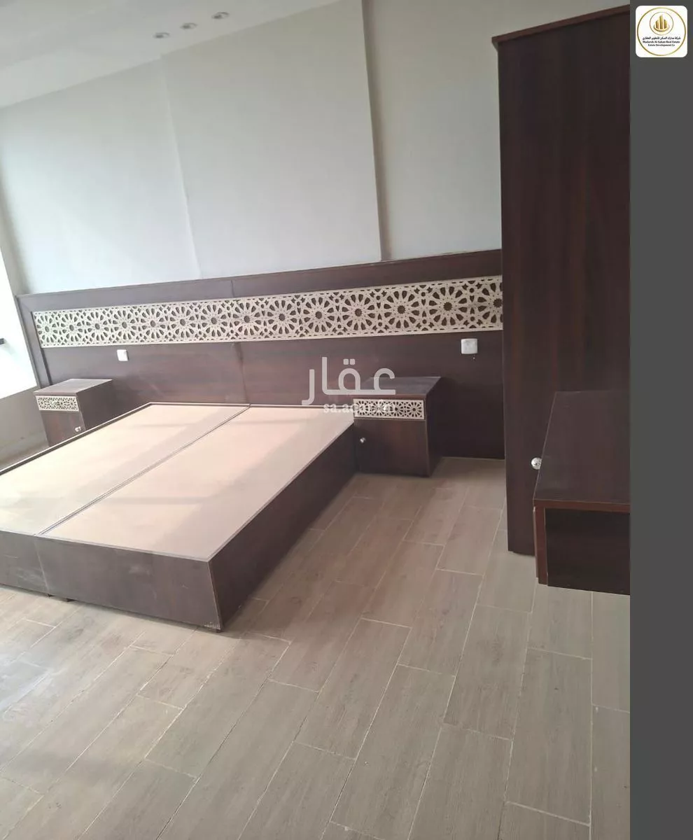 عمارة 778 م² في الشرائع 3