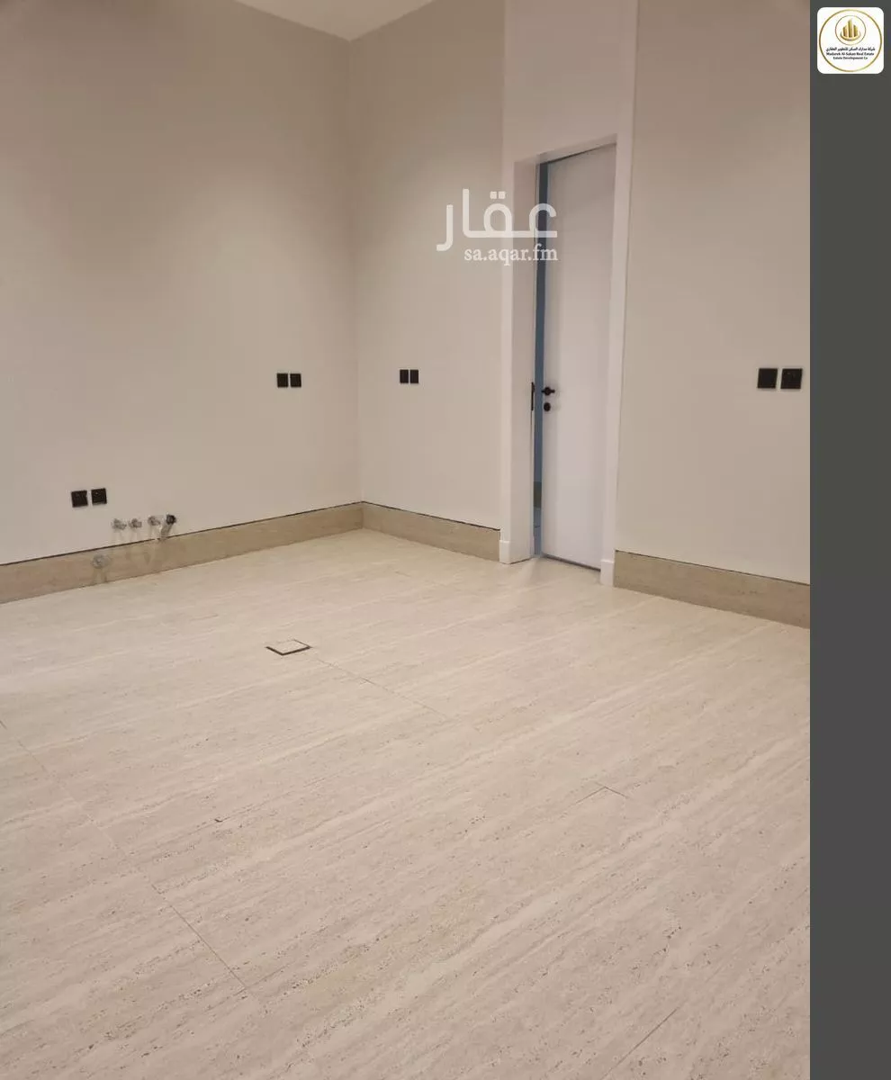 9 bedroom floor in Ash Sharq 3