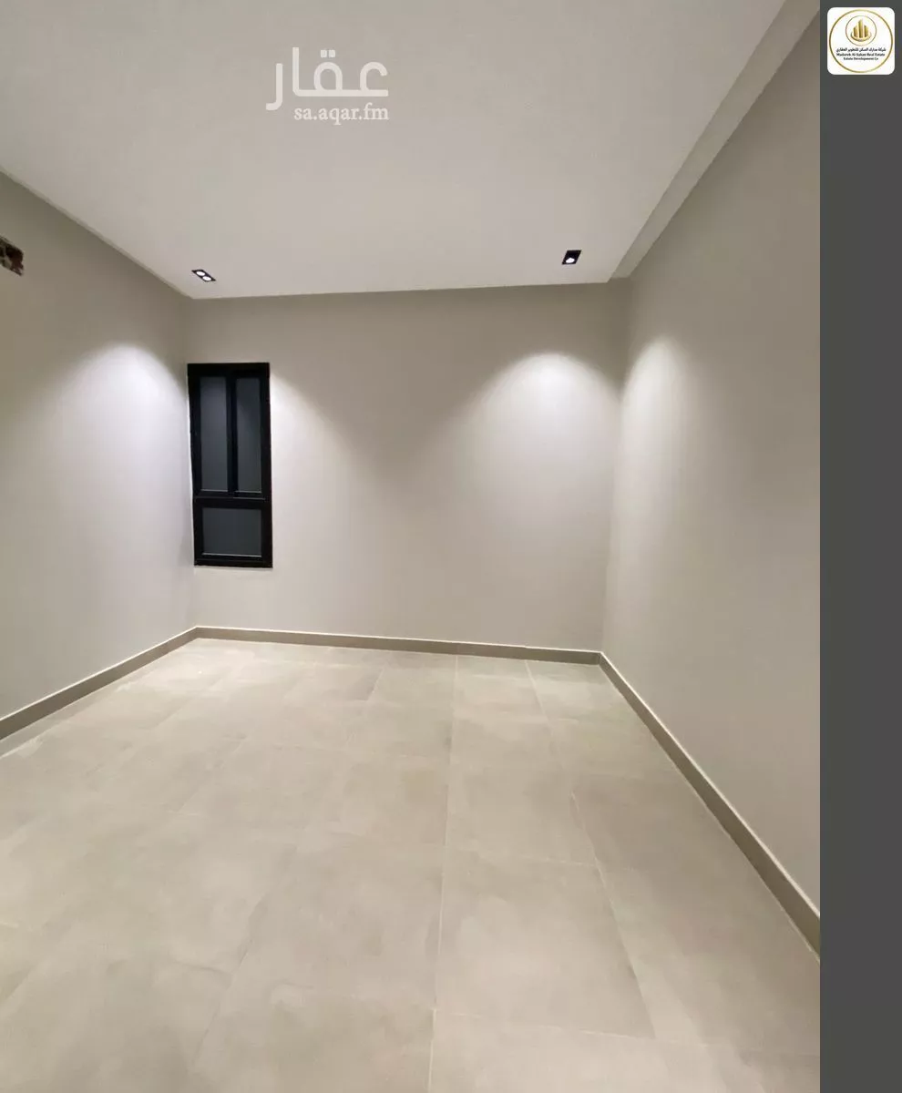 5 bedroom floor in Al Janadriyah 3