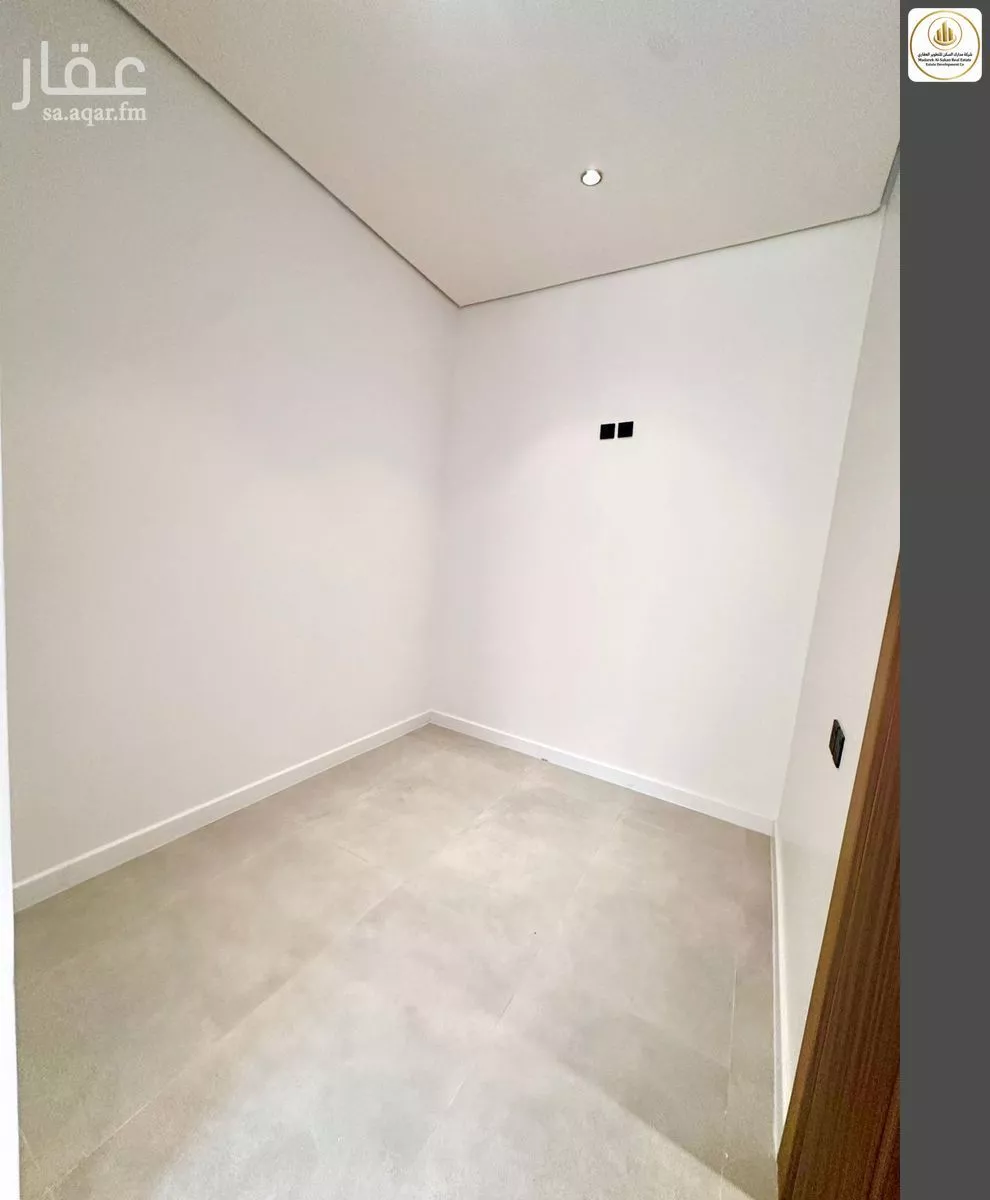 دور 8 غرف في النرجس 4