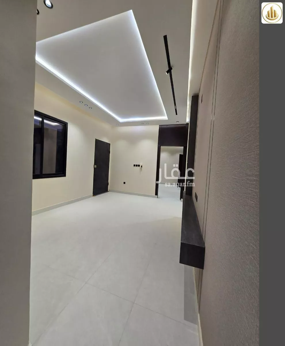 5 bedroom floor in Al Janadriyah 5
