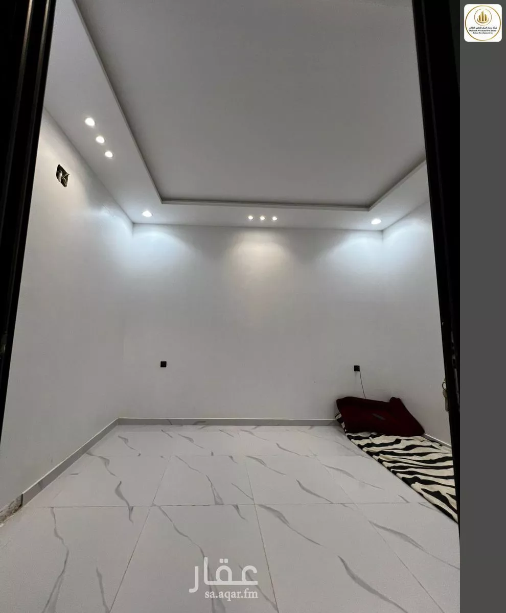 7 bedroom villa in Al Janadriyah 2