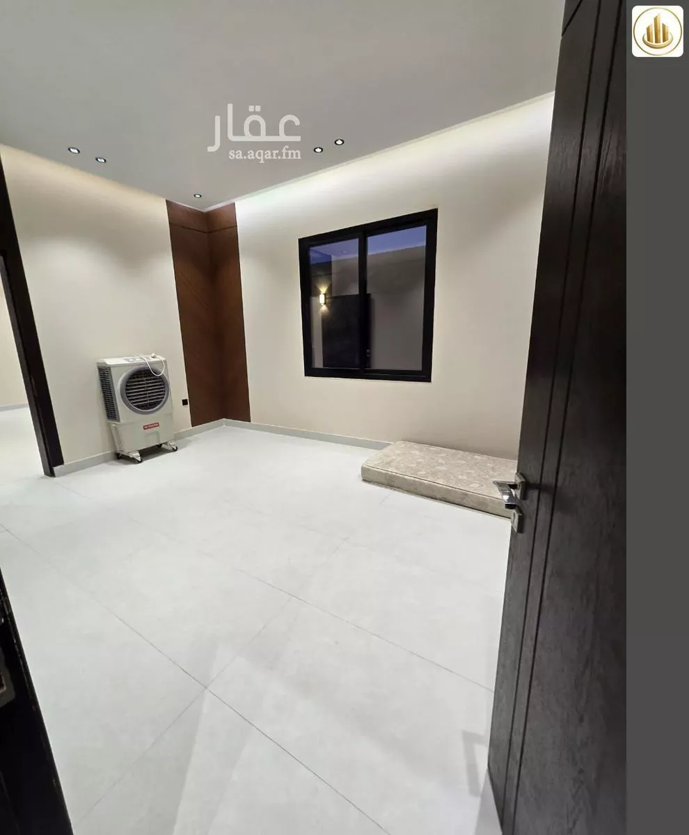 5 bedroom floor in Al Janadriyah 1