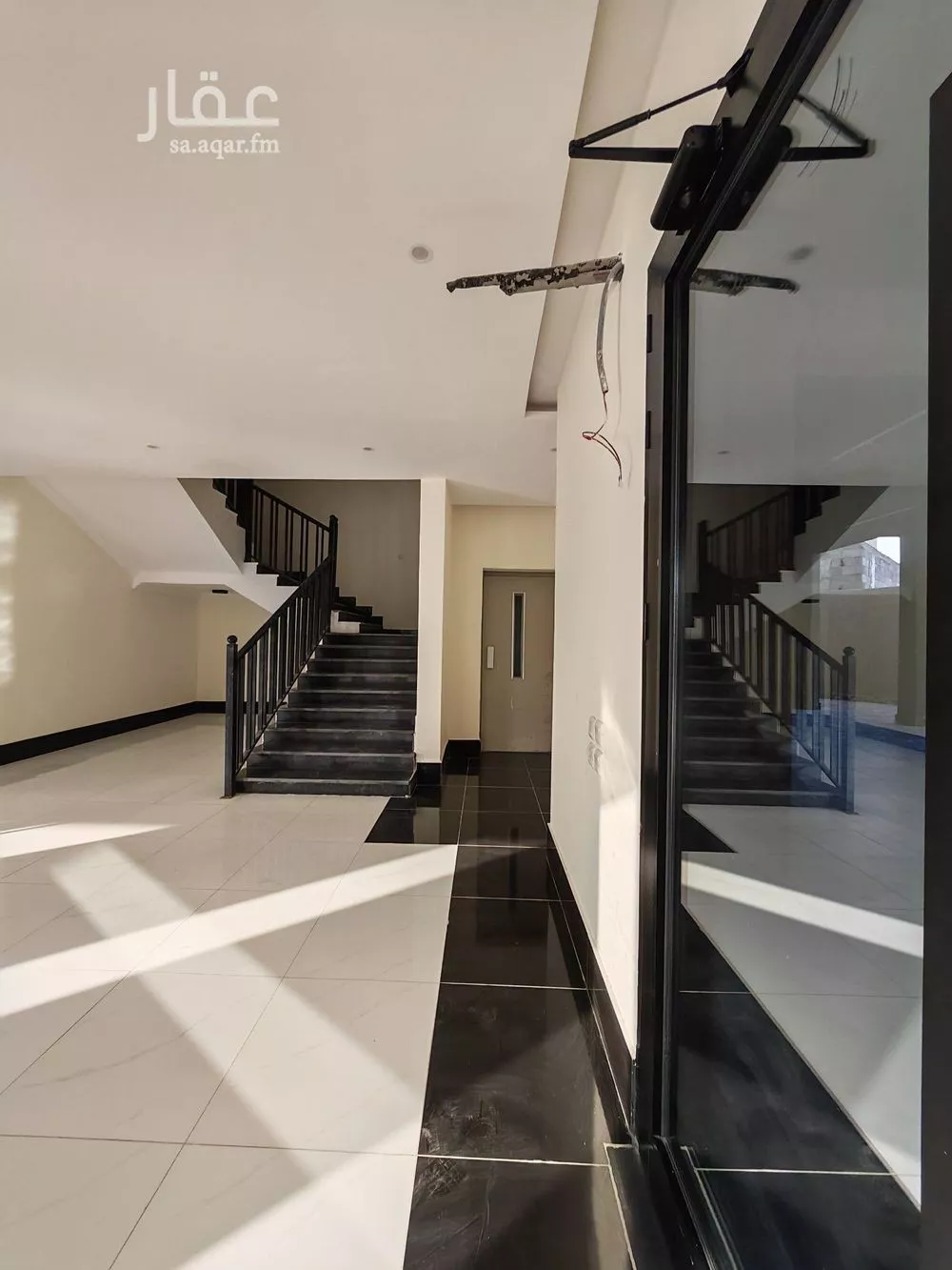 شقة 4 غرف في الريان 4