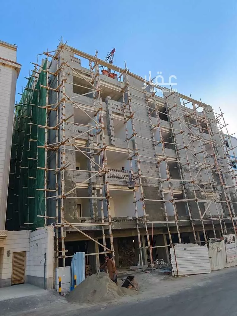 شقة 6 غرف في الصفا 3