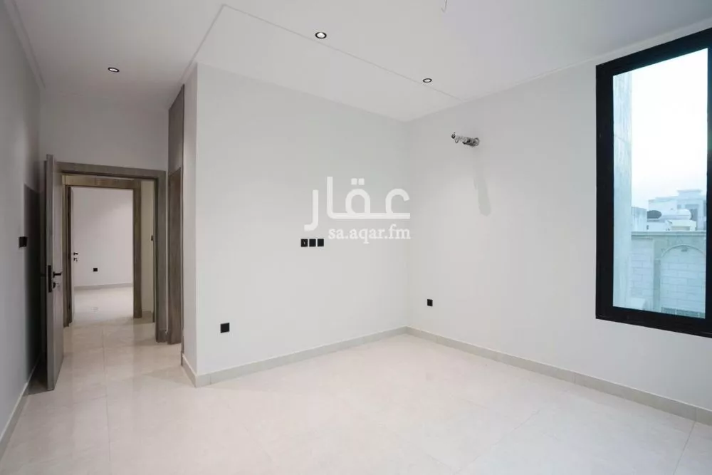 شقة 4 غرف في السلامة 1