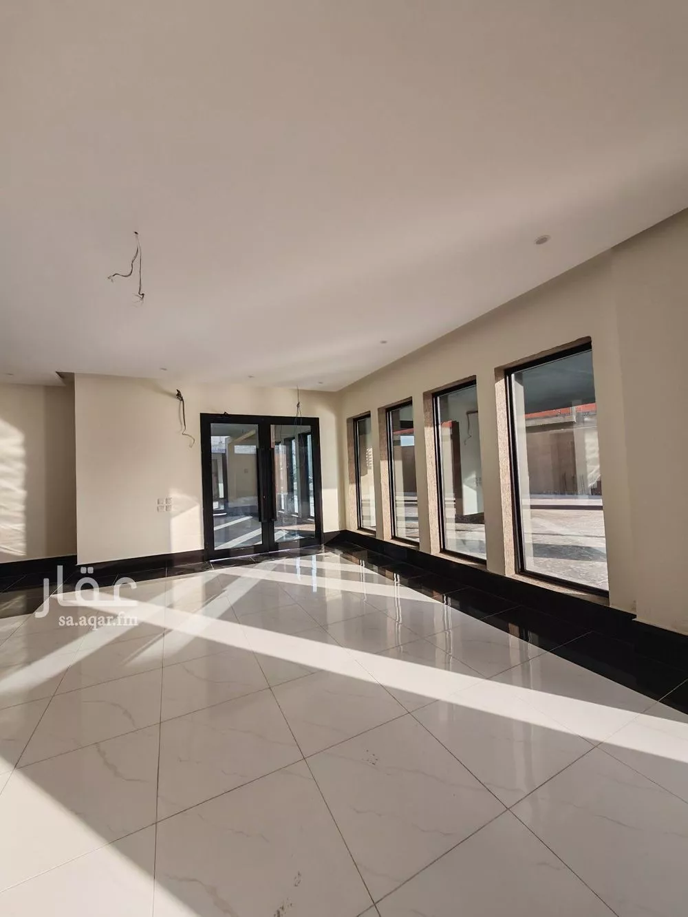 شقة 4 غرف في الريان 1