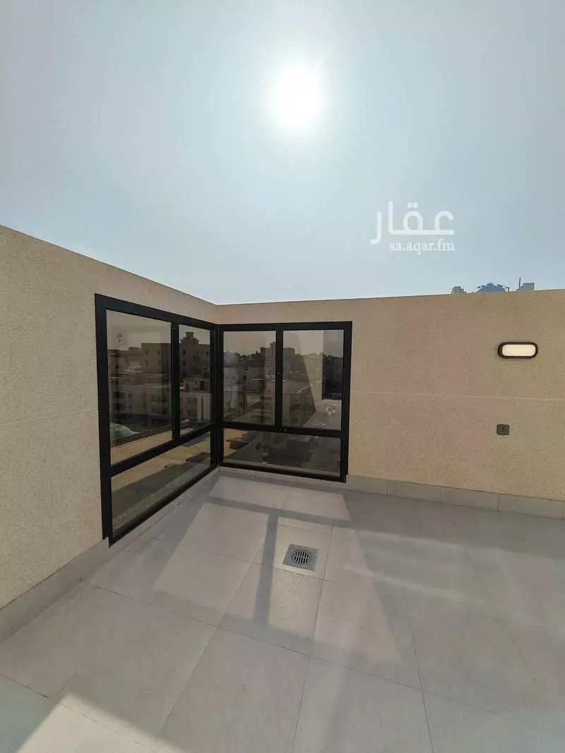 شقة 5 غرف في الصفا 1