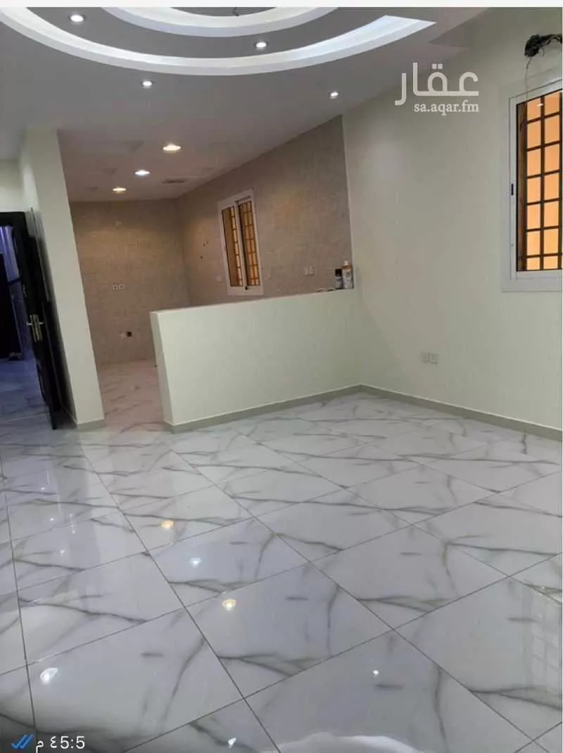 شقة 4 غرف في طيبة 4