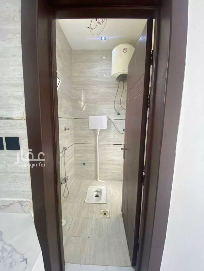 فيلا 6 غرف في بدر 3