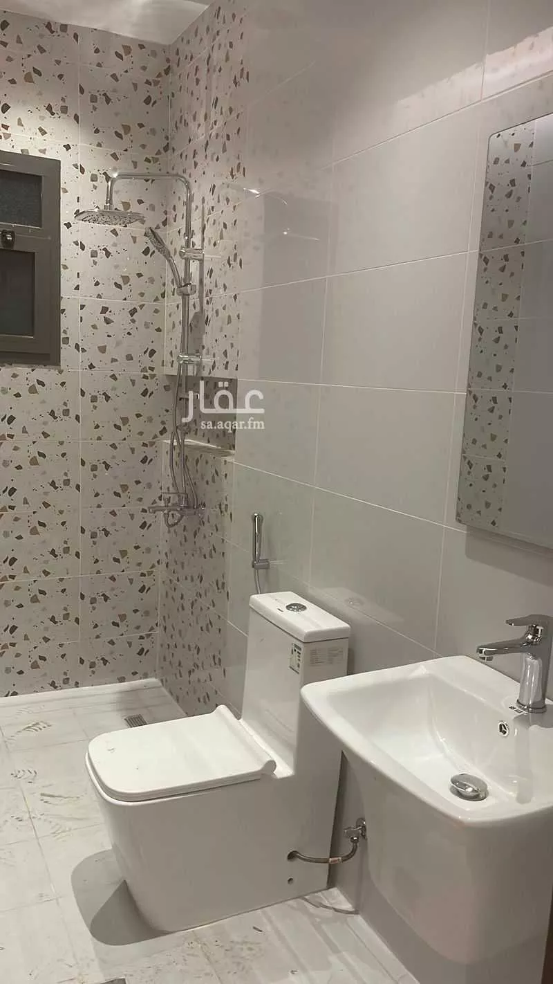 شقة 4 غرف في الفيصلية 5