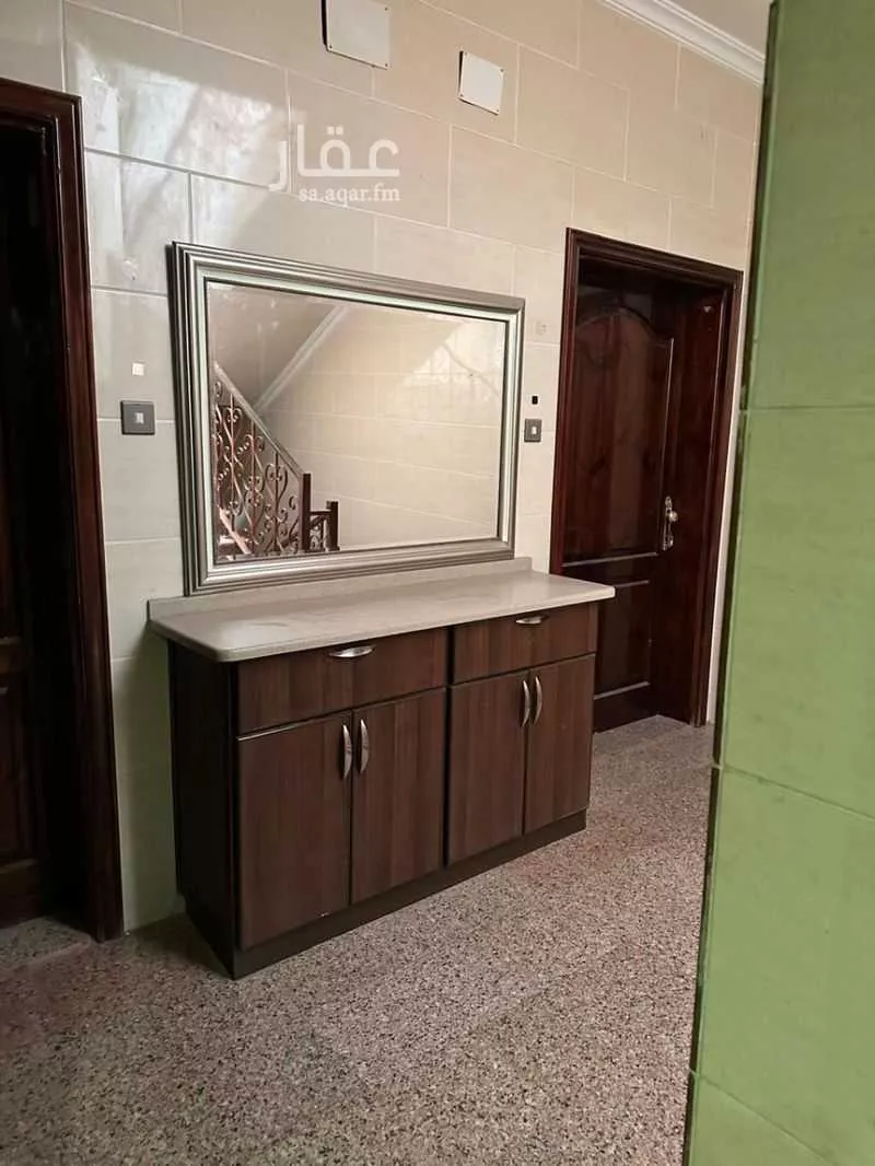 3 bedroom apartment in Bani Dhafar, Madinah 6
