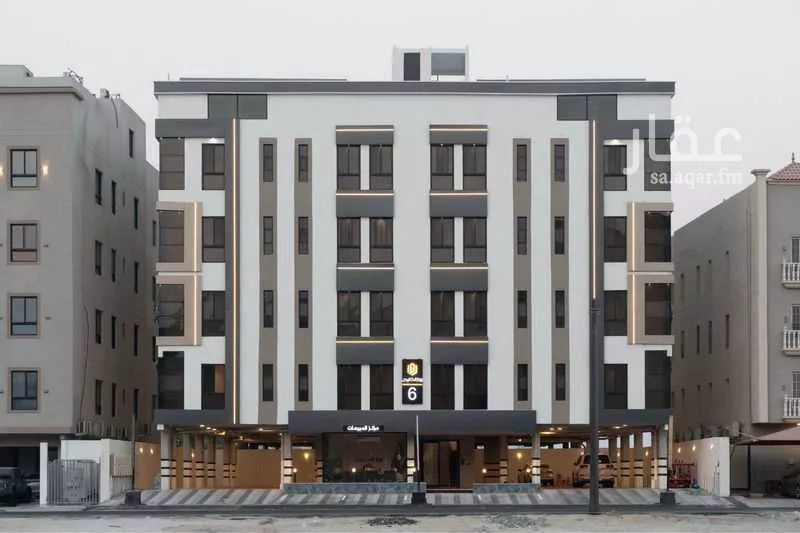 شقة 4 غرف في الحمرا 3