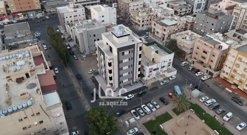 42 bedroom building in Al Marwa, Jeddah 14
