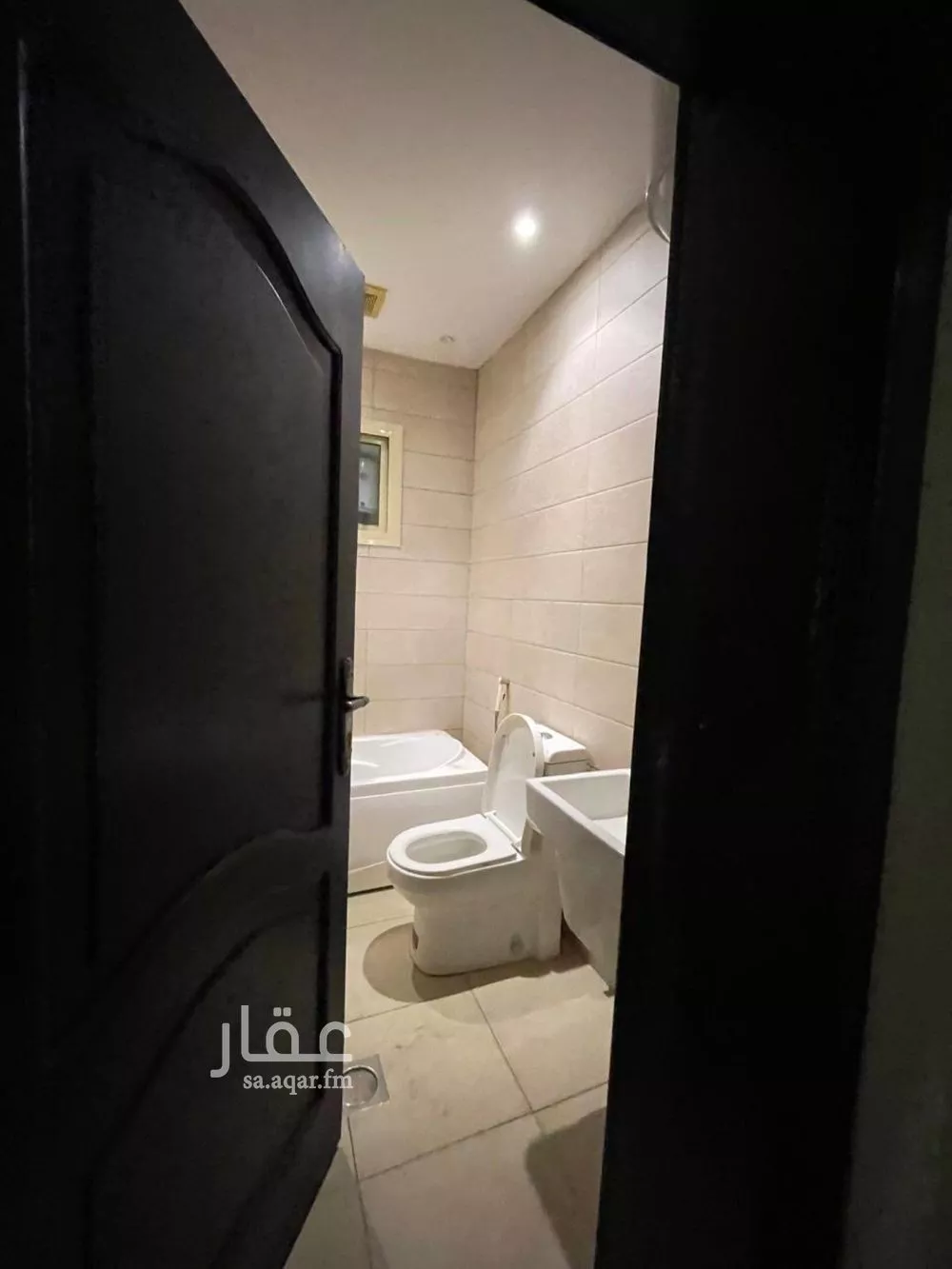 فيلا 8 غرف في الياقوت 5