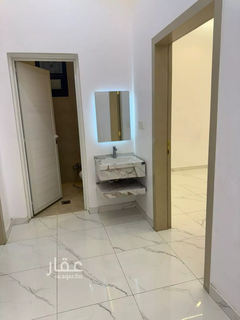 شقة 5 غرف في أحد 1