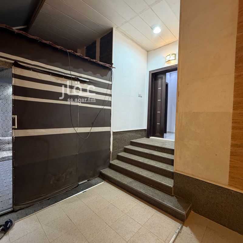 4 bedroom apartment in King Fahd, Madinah 17