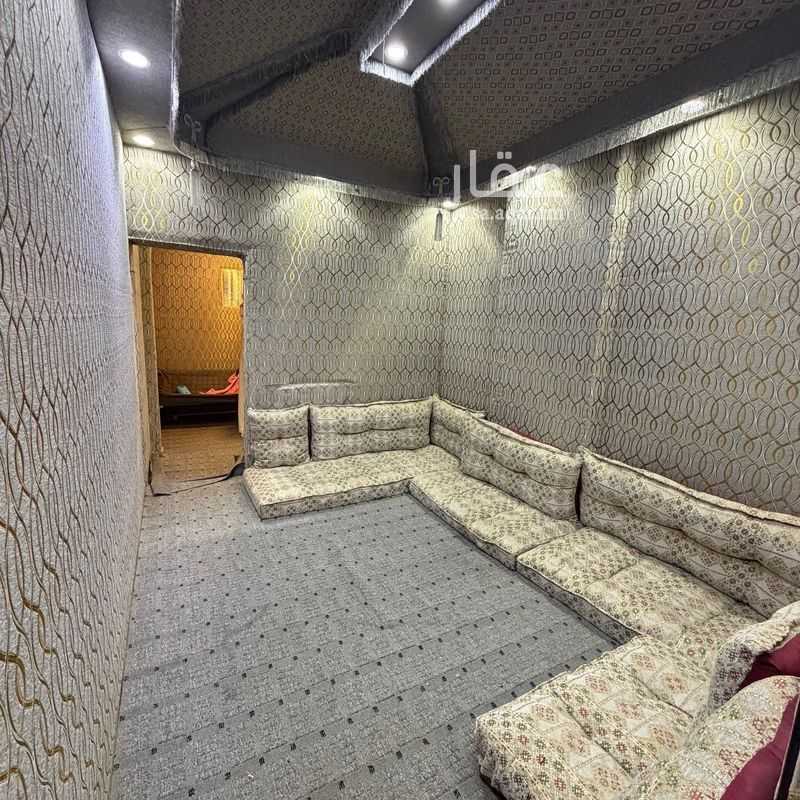 4 bedroom apartment in King Fahd, Madinah 16