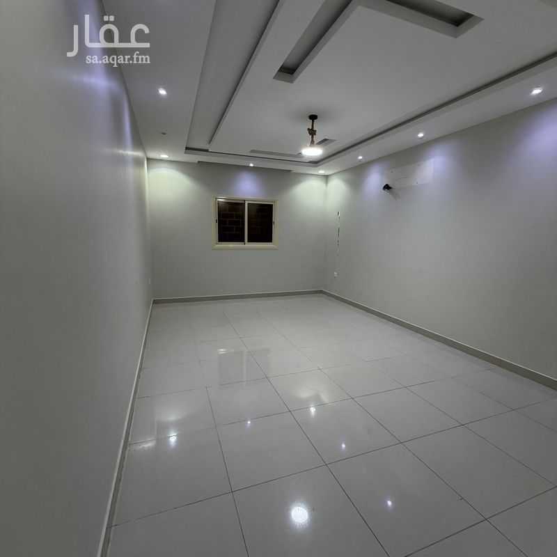 4 bedroom apartment in King Fahd, Madinah 10