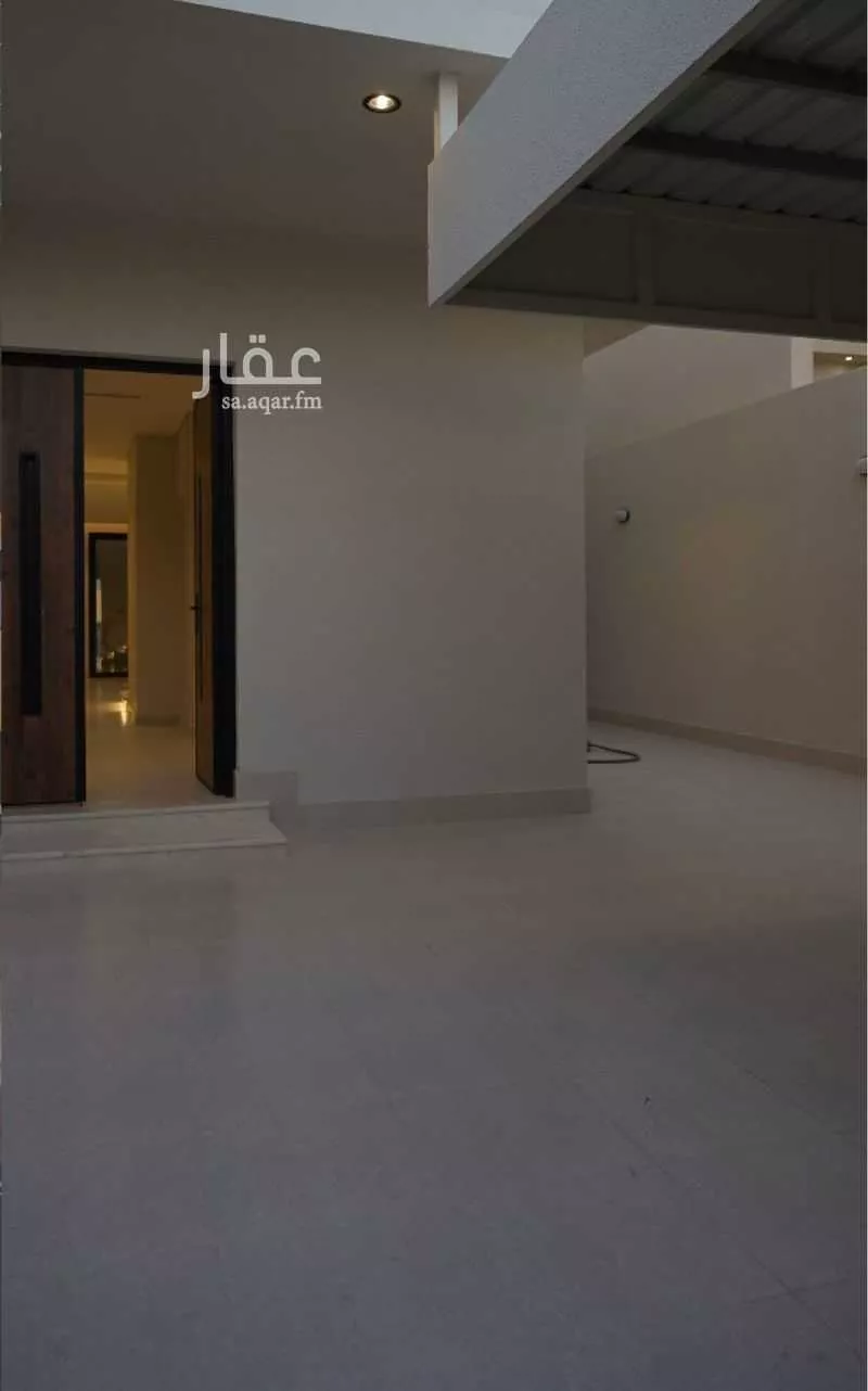 5 bedroom villa in Al Narjis 5