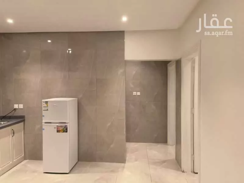 شقة 2 غرف في النزهة 5