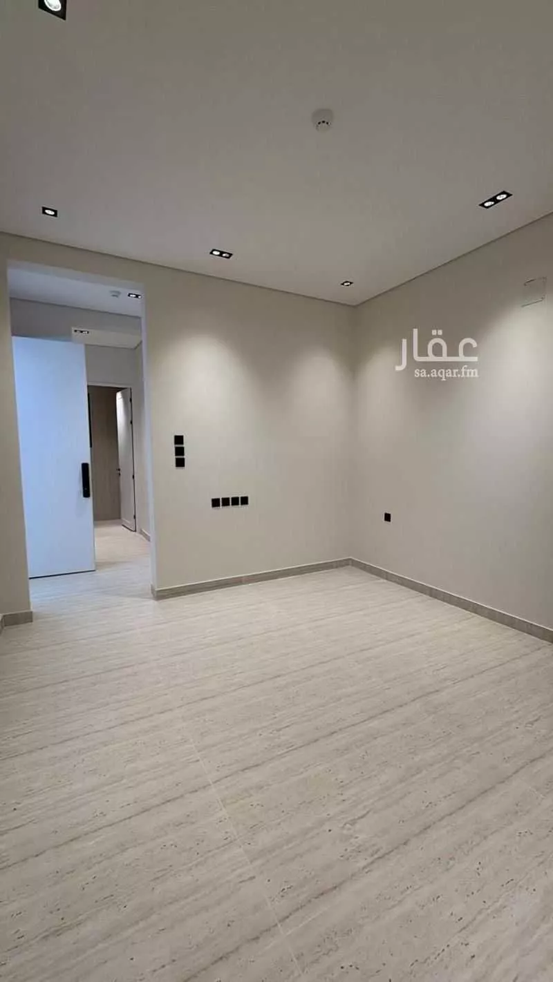 4 bedroom apartment in Okaz 5