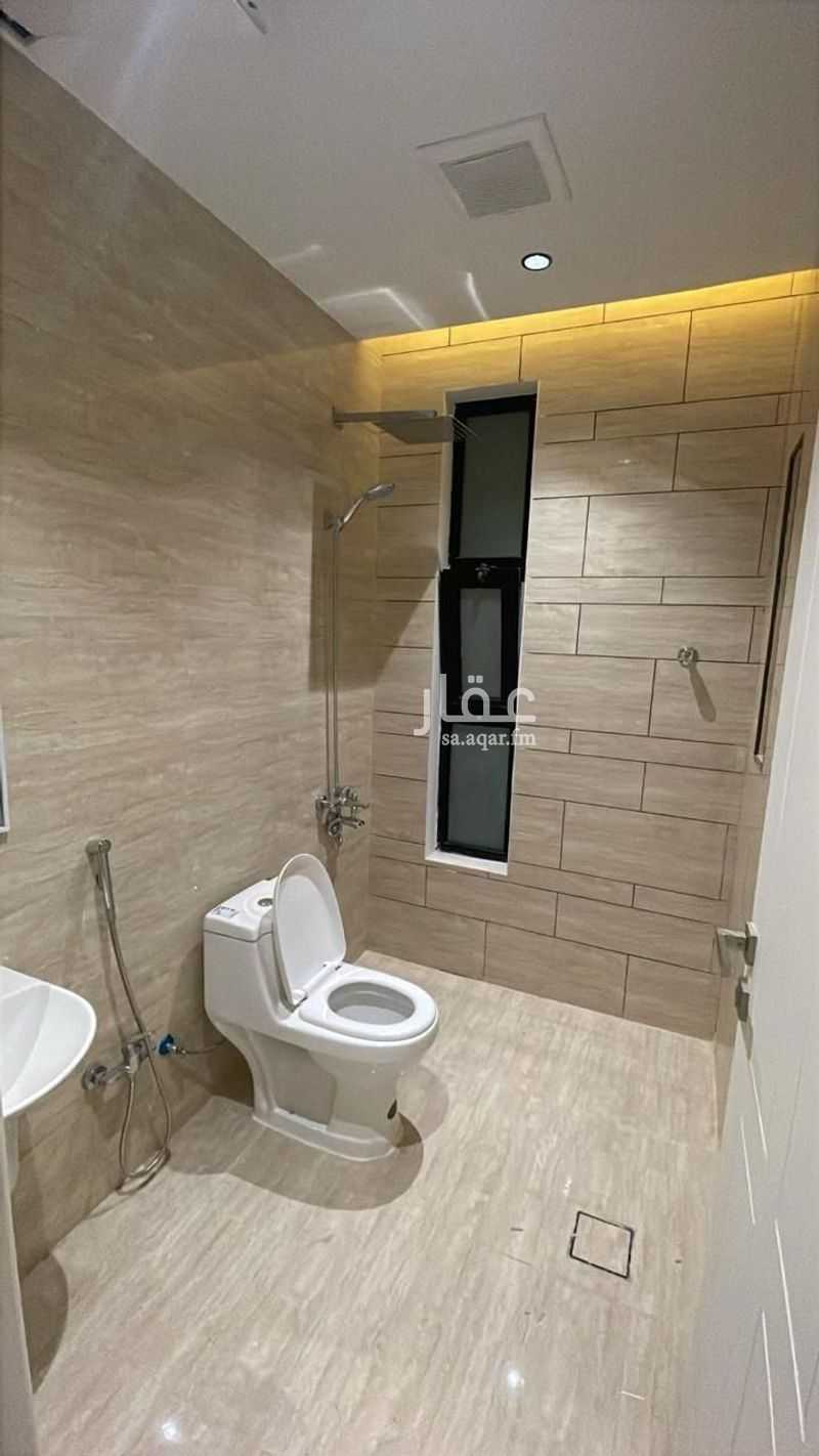 3 bedroom apartment in Okaz, Riyadh 9