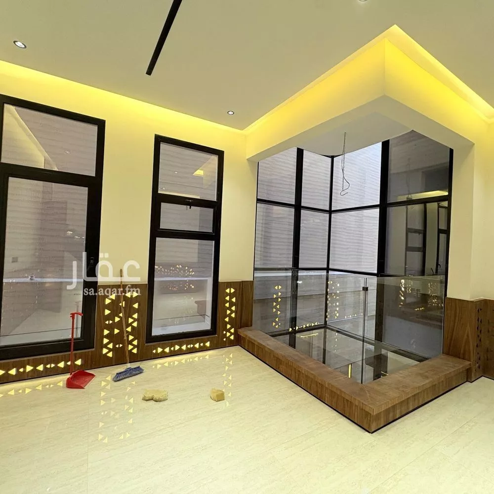 6 bedroom villa in Al Mahdiyyah 2