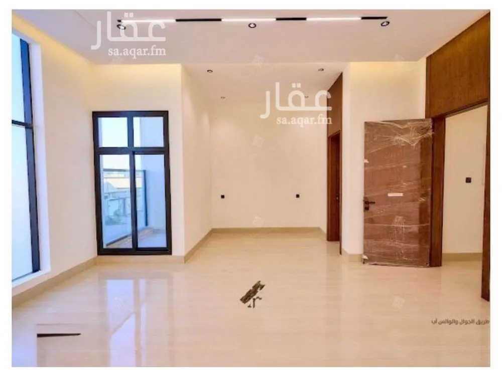 5 bedroom villa in Al Mahdiyyah 2
