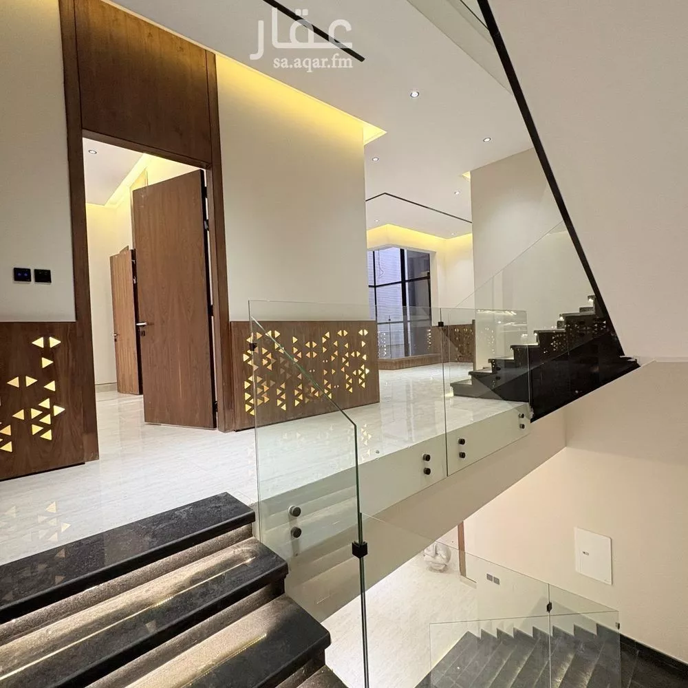 6 bedroom villa in Al Mahdiyyah 5