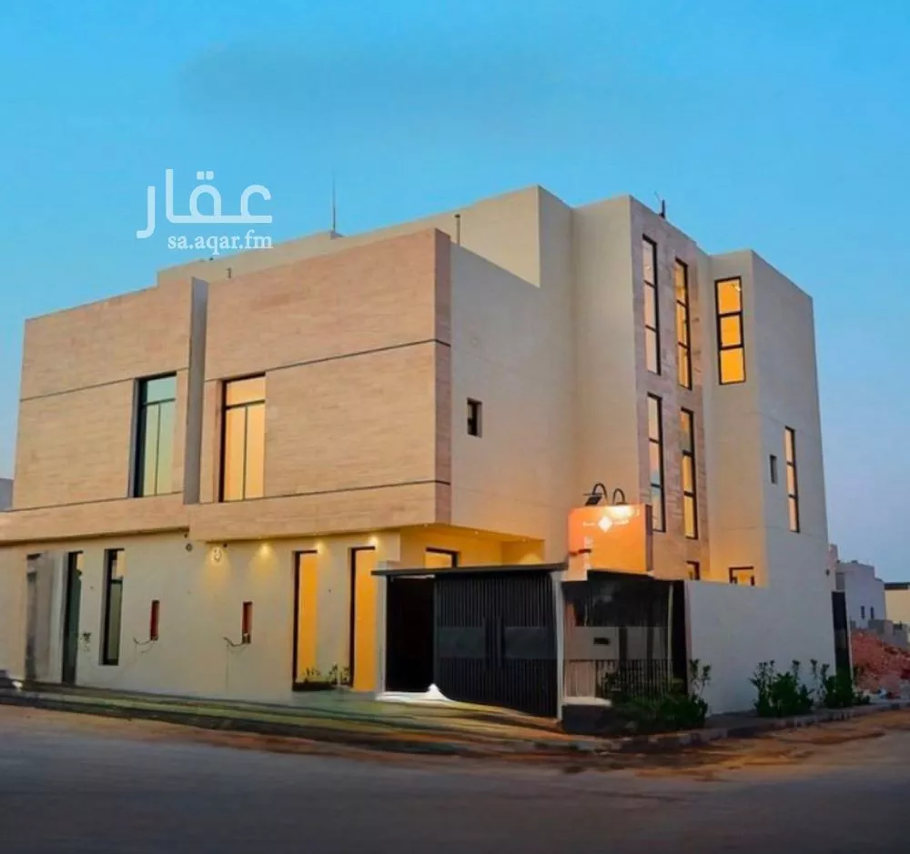 6 bedroom villa in Al Mahdiyyah 2