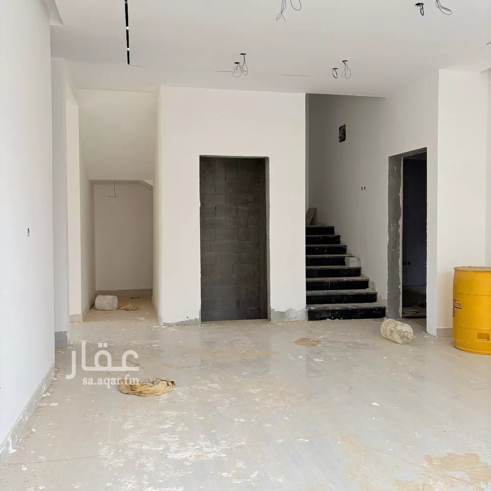 فيلا 5 غرف في المهدية 5