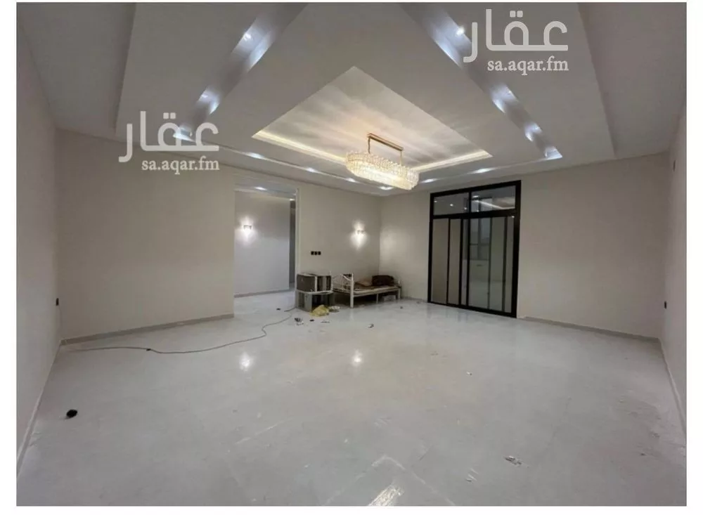 فيلا 6 غرف في المهدية 5