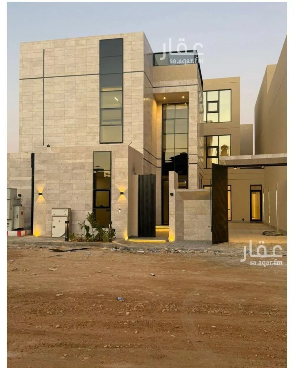 5 bedroom villa in Al Mahdiyyah 1