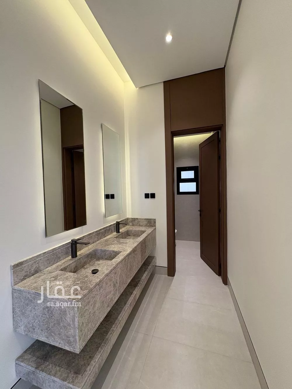 فيلا 6 غرف في المهدية 4