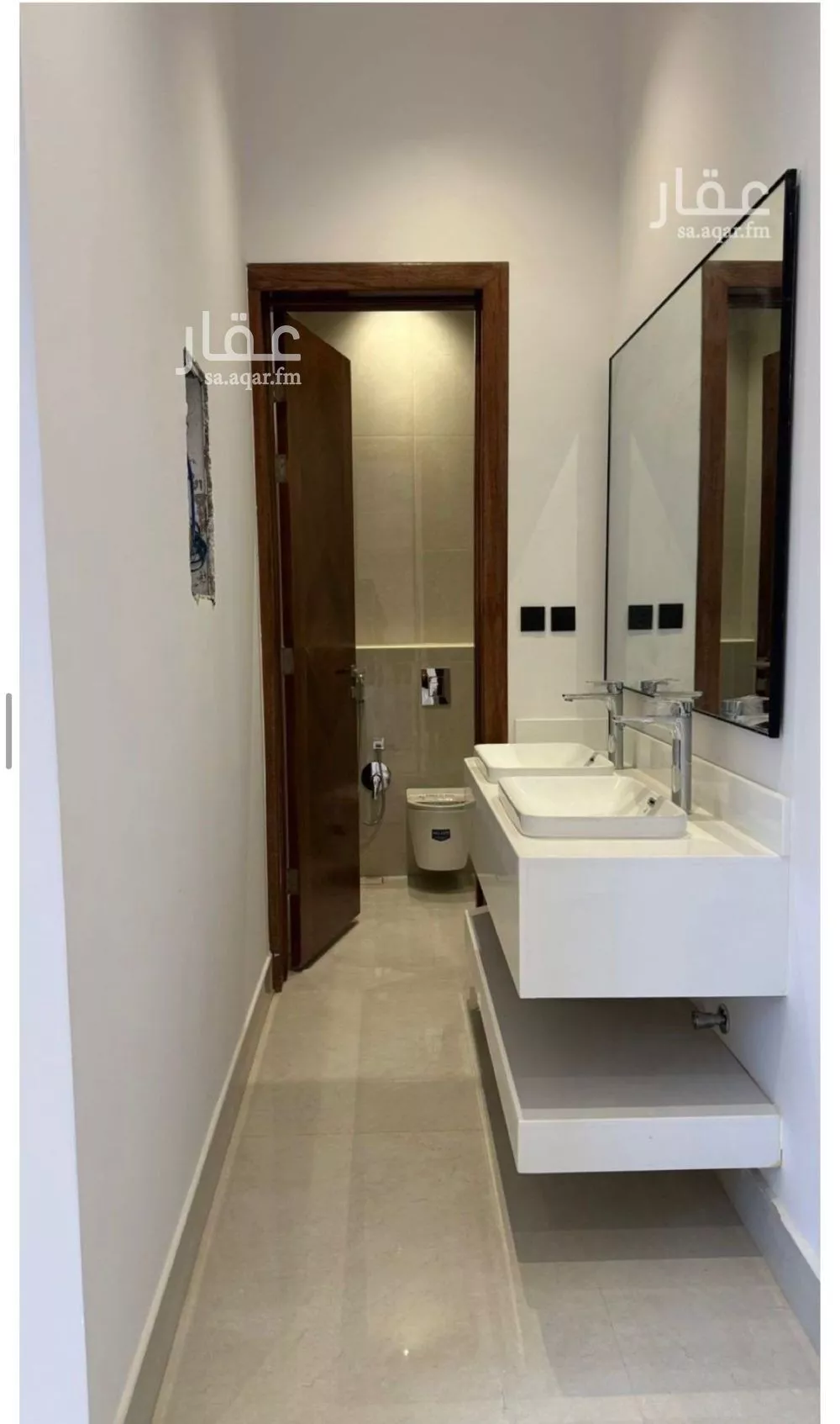 5 bedroom villa in Al Mahdiyyah 3