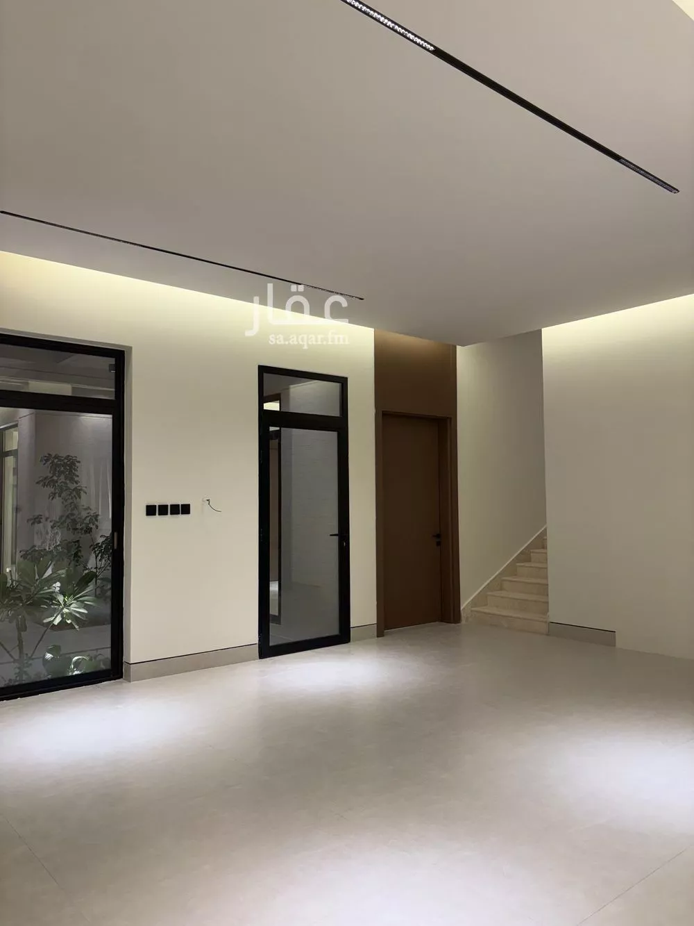 فيلا 6 غرف في المهدية 5