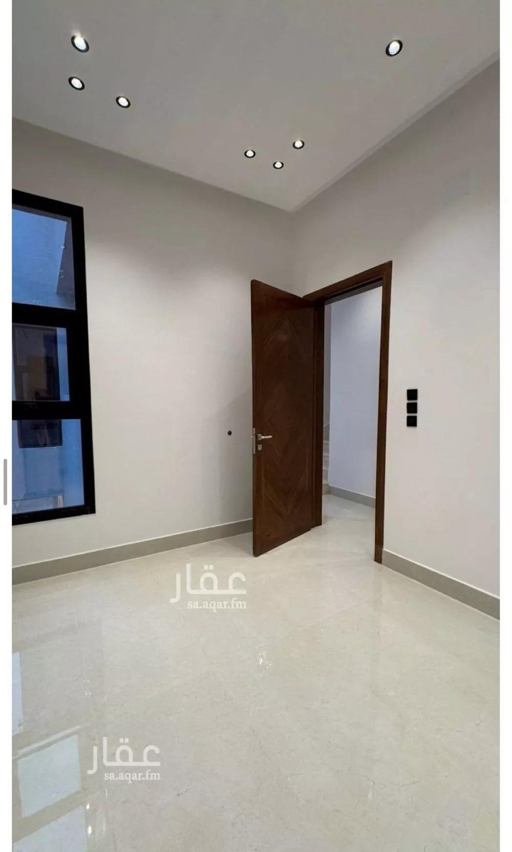 5 bedroom villa in Al Mahdiyyah 2